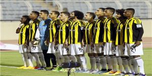 الاتحاد السعودي يواصل تدريباته تحضيرا لموقعة الديربي وسط الغيابات