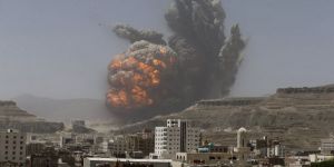 اليمن.. غارات للتحالف على قاعدة "الديلمي" شمال صنعاء